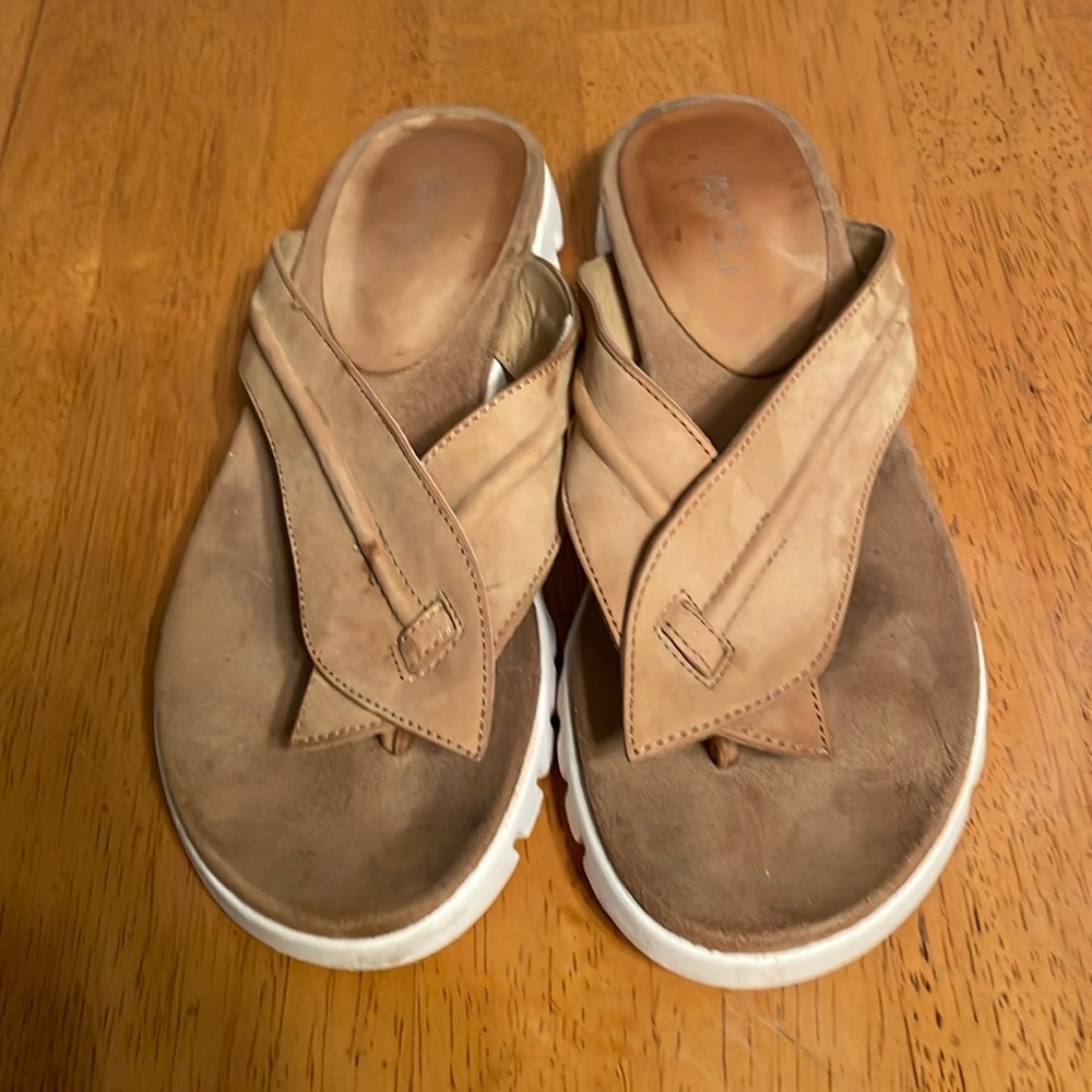 Vaneli leather flip flops end of summer special